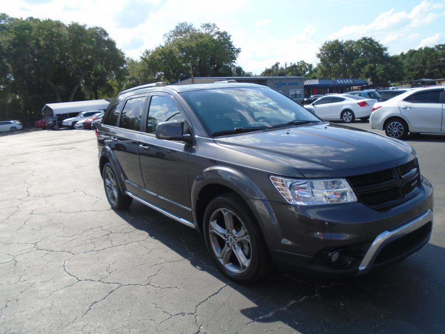 2018 Dodge Journey (3C4PDCGB4JT) , located at 6112 N Florida Avenue, Tampa, FL, 33604, (888) 521-5131, 27.954929, -82.459534 - Photo#5